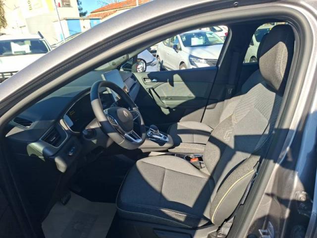 Renault Symbioz image 9