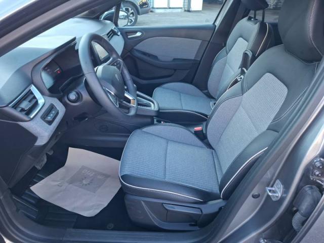 Renault Clio image 6