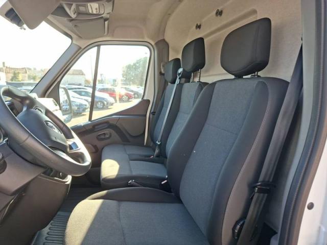 Renault Master image 7