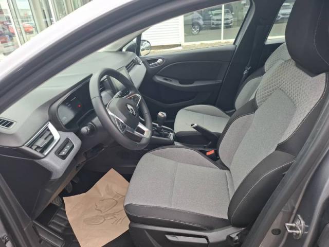 Renault Clio image 9