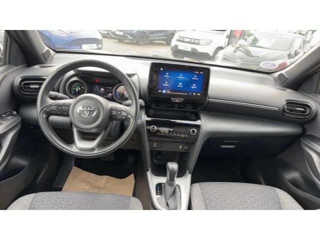 Toyota Yaris image 2