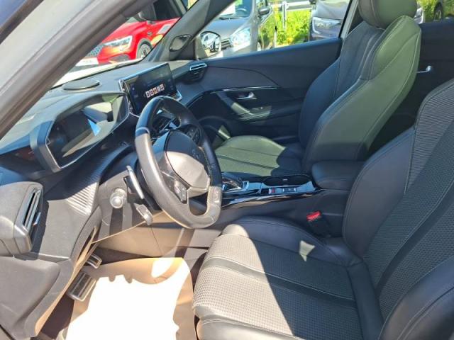 Peugeot 2008 image 6