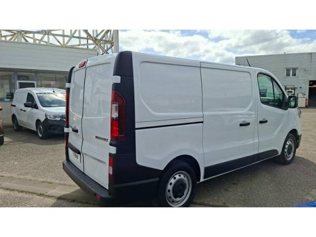Renault Trafic image 9