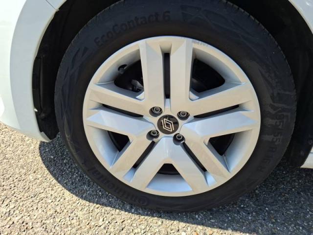 Renault Clio image 8