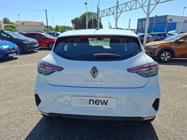 Renault Clio image 9