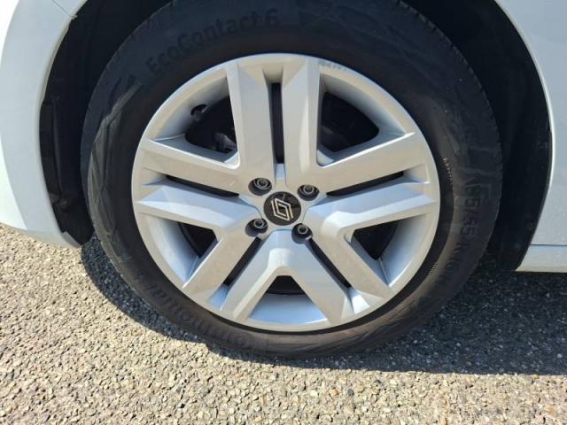 Renault Clio image 9