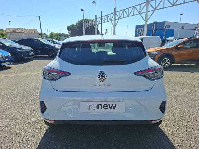Renault Clio image 2