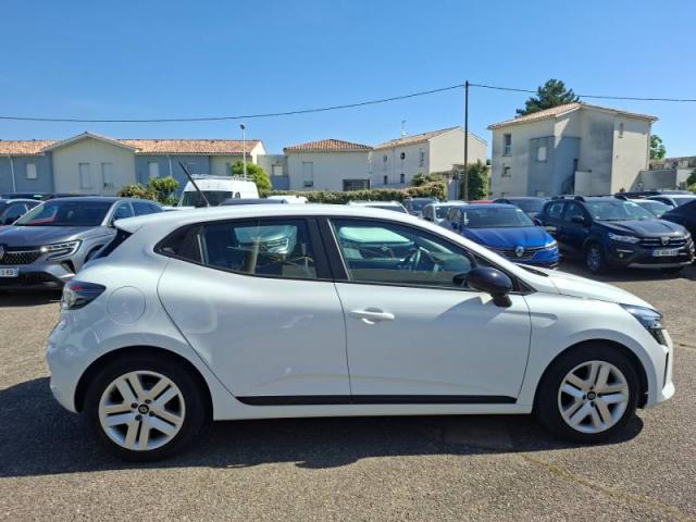 Renault Clio image 9