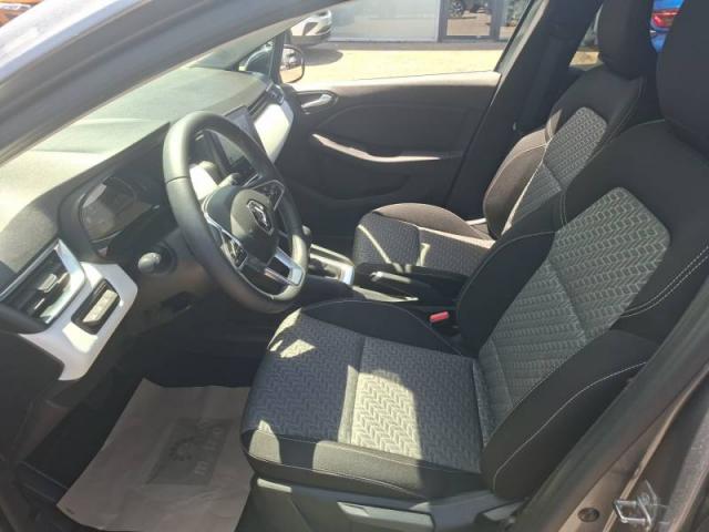 Renault Clio image 8