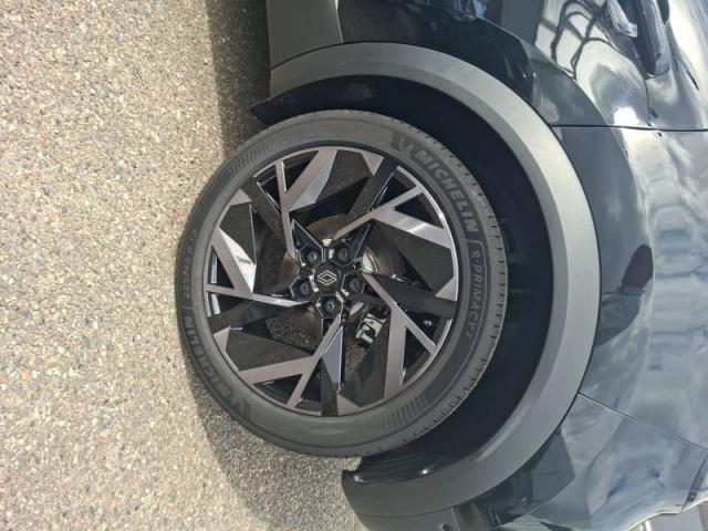 Renault Captur image 8