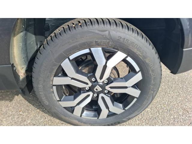 Dacia Duster image 2