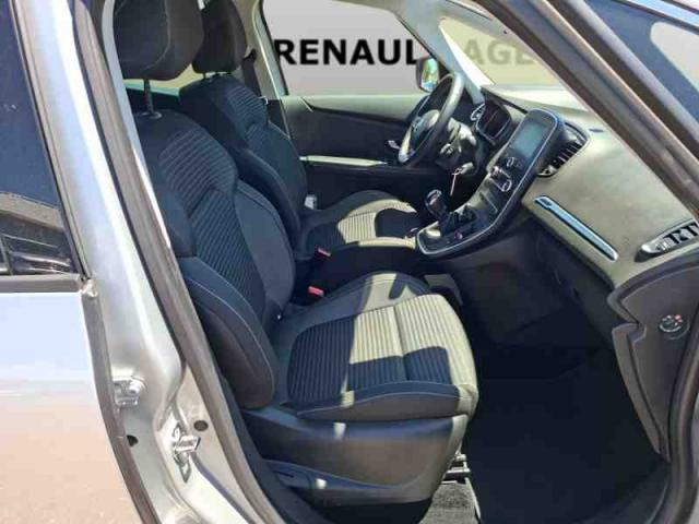 Renault Grand Scénic image 1