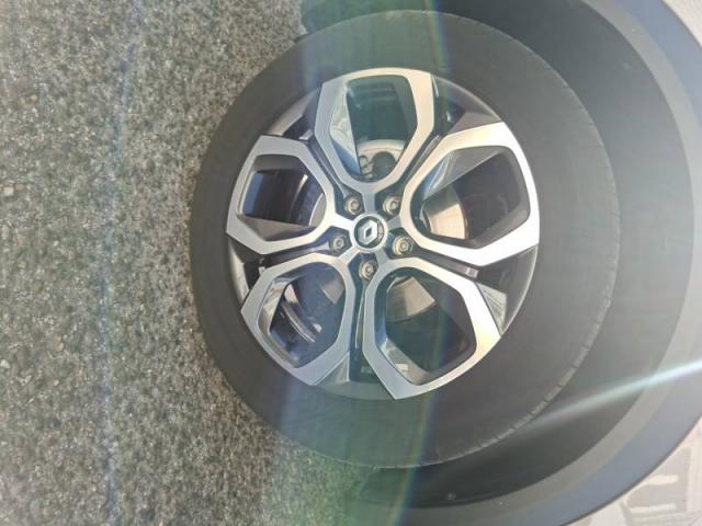Renault Captur image 1