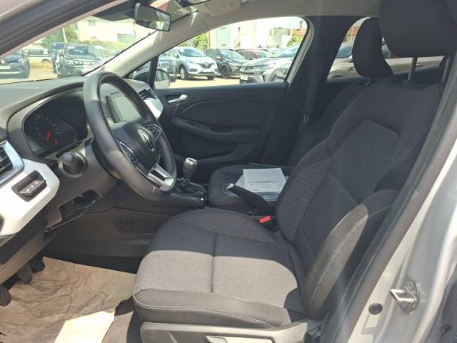 Renault Clio image 8