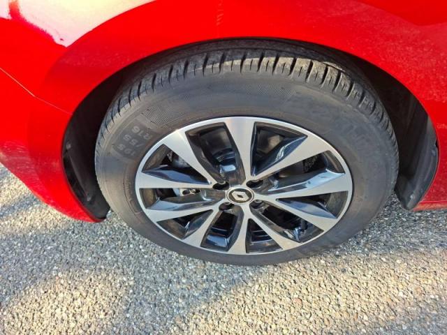 Renault Clio image 9