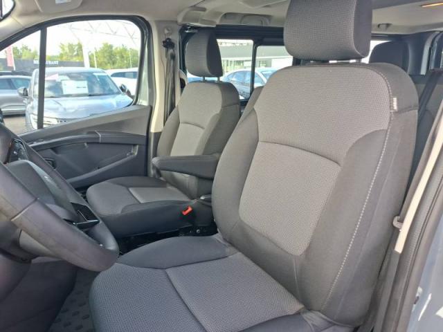 Renault Trafic image 9