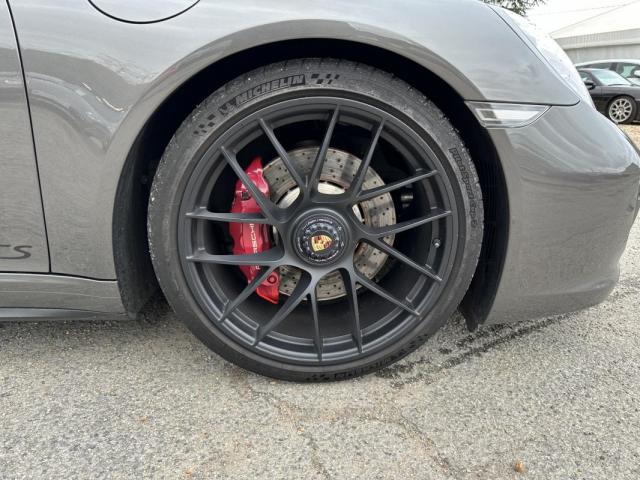 Porsche 991 image 7
