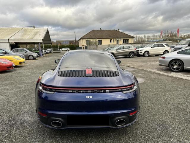 Porsche 992 image 7