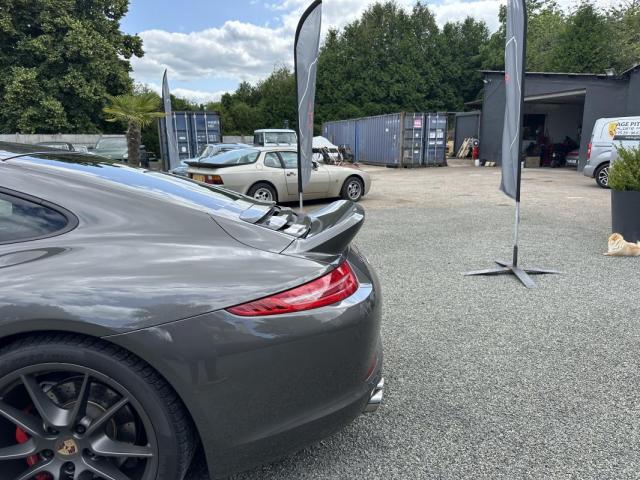 Porsche 991 image 2