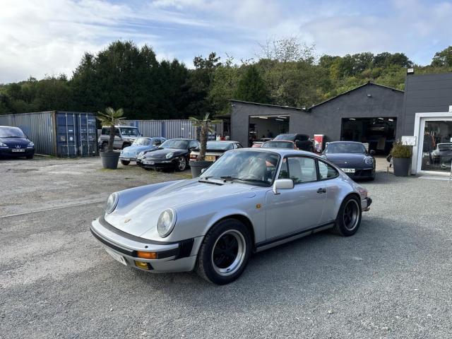 Porsche 911 image 7