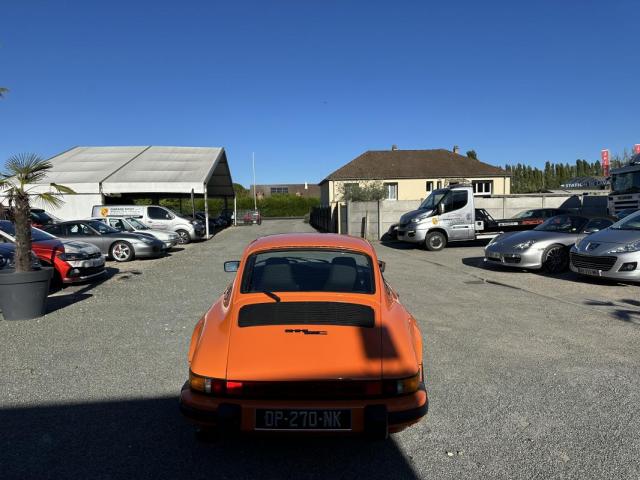 Porsche 911 image 1