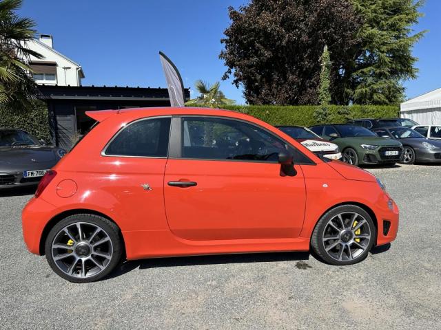 Abarth 695 image 3