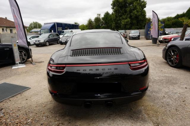 Porsche 991 image 6