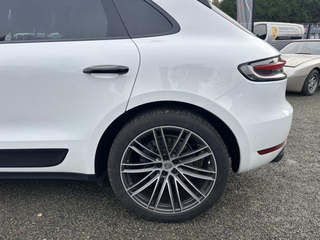 Porsche Macan image 7