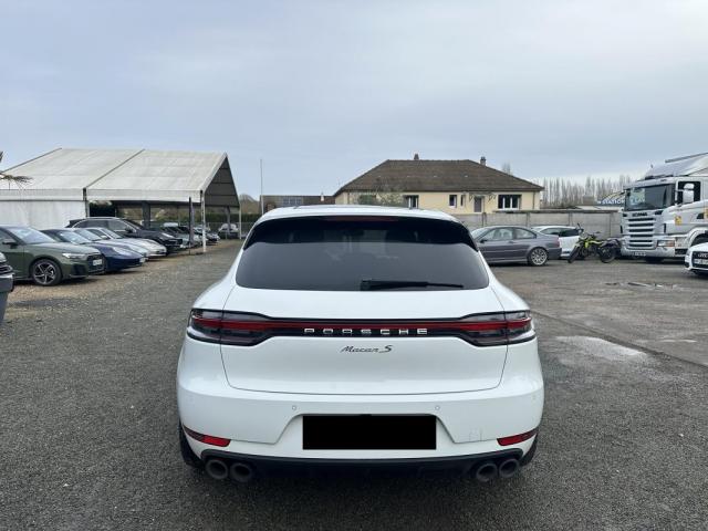 Porsche Macan image 3