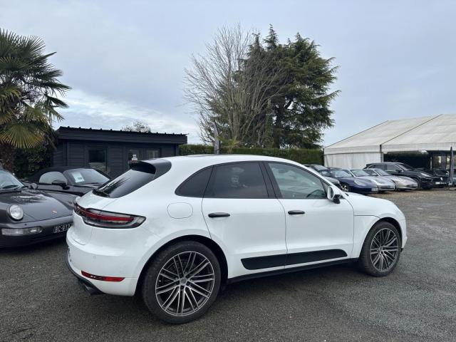 Porsche Macan image 9