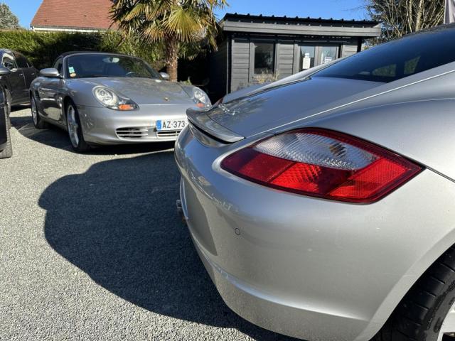 Porsche Cayman image 1