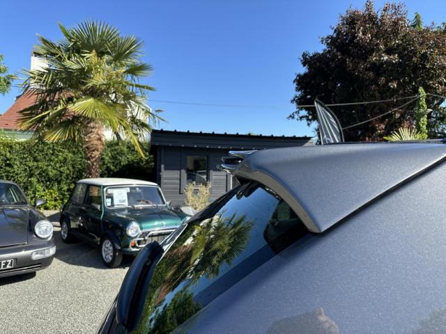 Porsche Cayenne image 2