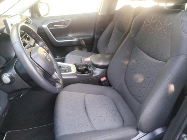 Toyota Rav4 image 6