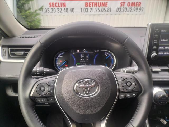 Toyota Rav4 image 2