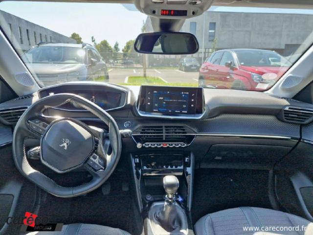Peugeot 208 image 9