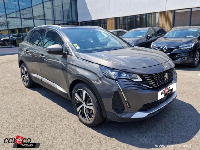 Peugeot 3008 Hybrid4 image 1
