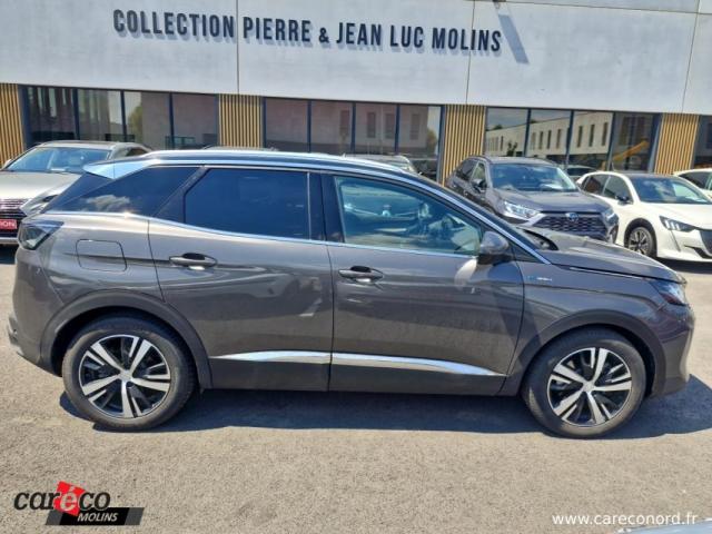 Peugeot 3008 Hybrid4 image 9