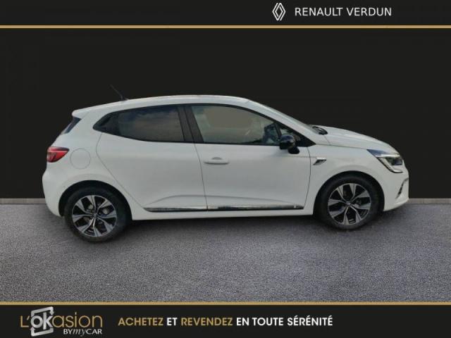 Clio image 8