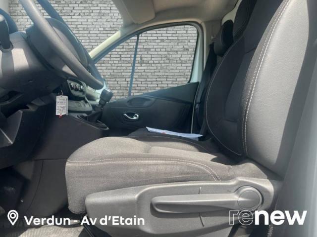 Renault Trafic image 7