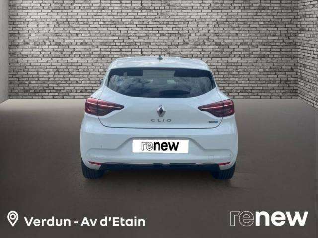 Renault Clio image 8