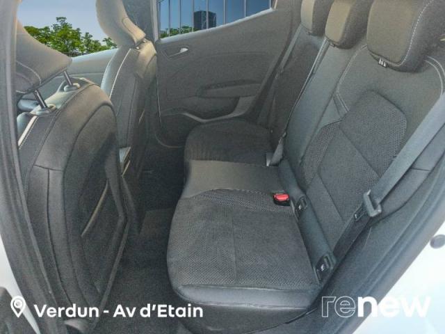 Renault Clio image 6