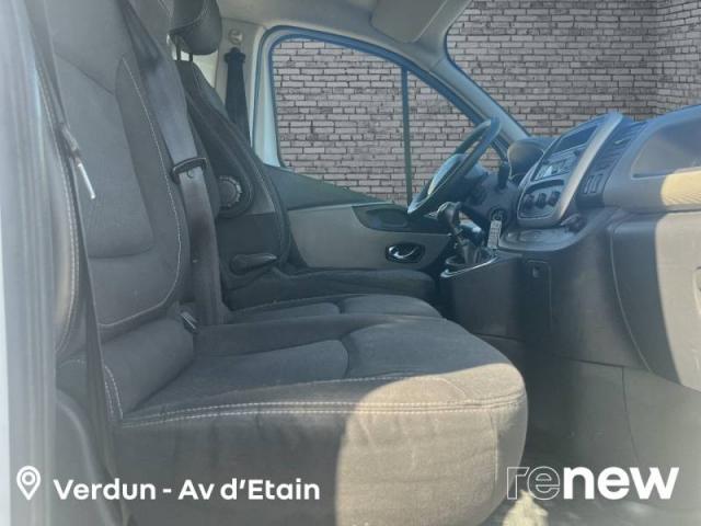 Renault Trafic image 1