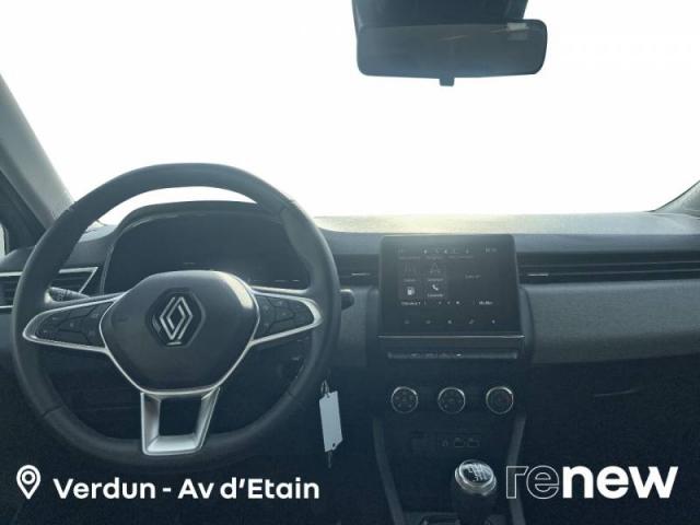 Renault Clio image 2