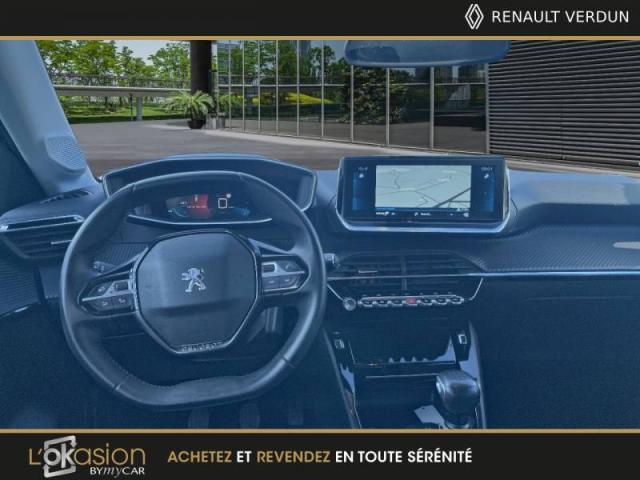Peugeot 208 image 1