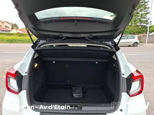 Renault Captur image 8