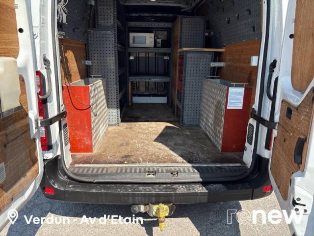 Renault Master image 2