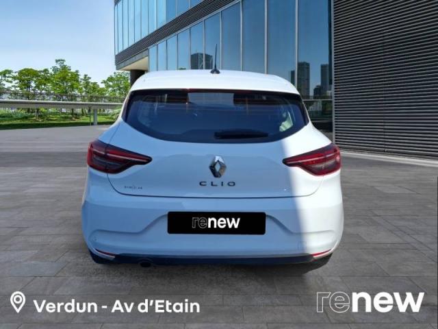 Renault Clio image 8