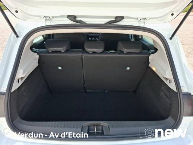 Renault Clio image 9