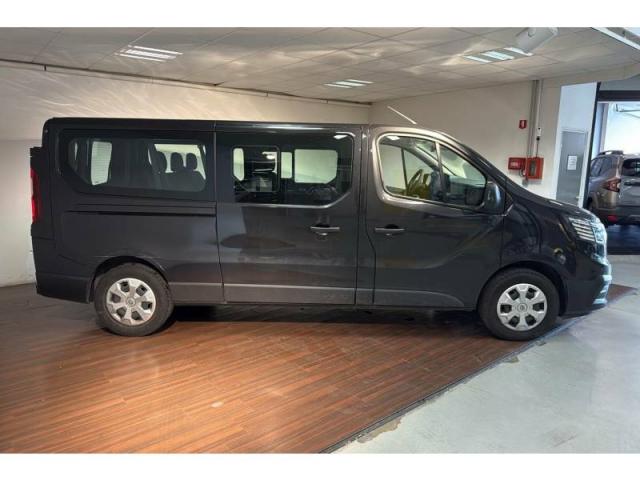 Renault Trafic image 9
