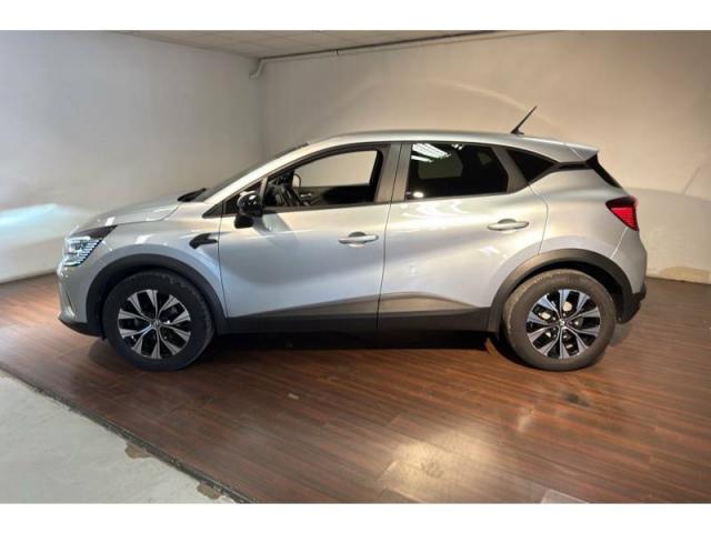 Renault Captur image 1